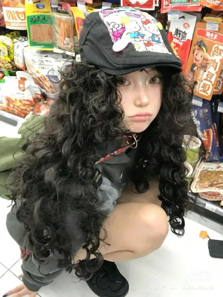 Japan curly hair look 35 — romantic textured waves on Japanese woman 2026