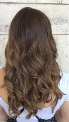 soft autumn hair color for face shape idea 6